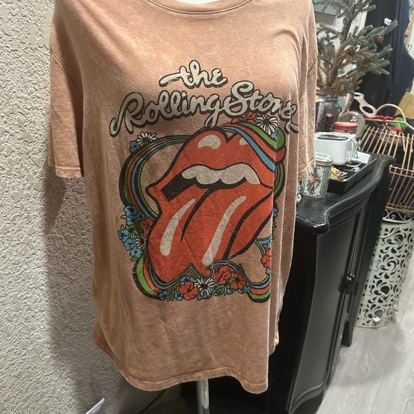 the Rolling Stones Tops - The Rolling Stones Brown Graphic Tee